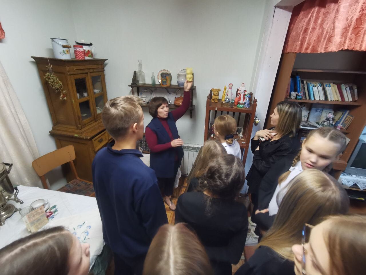 Знакомство с бытом северян.