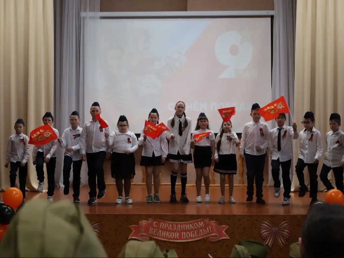 Без песни нет Победы Без песни нет Победы.